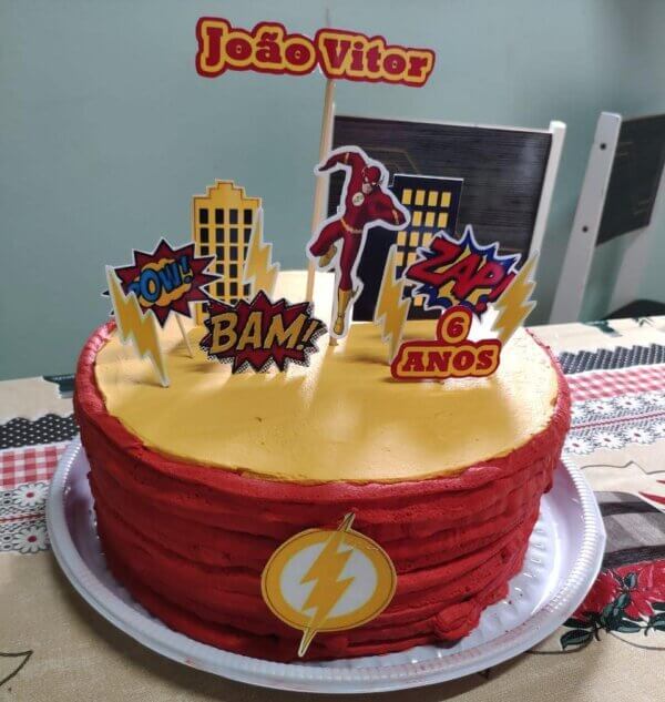 bolo para festa do flash