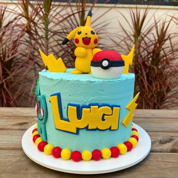 bolo aniversário pokemon