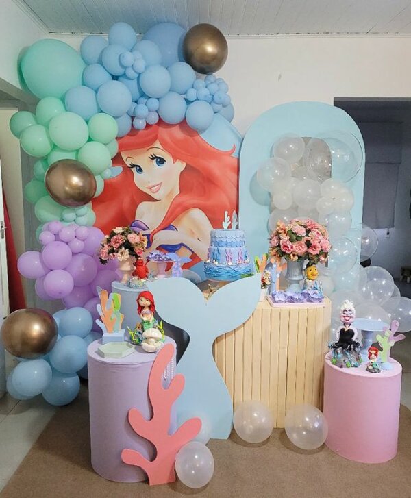 decoração festa de 1 ano menina pequena sereia