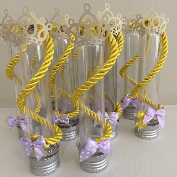 lembrancinha rapunzel tubete