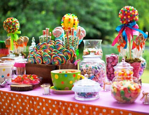 pirulitos coloridos festa de aniversário infantil