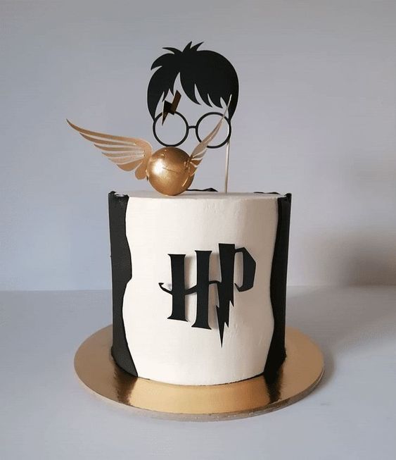 bolo harry potter topper simples
