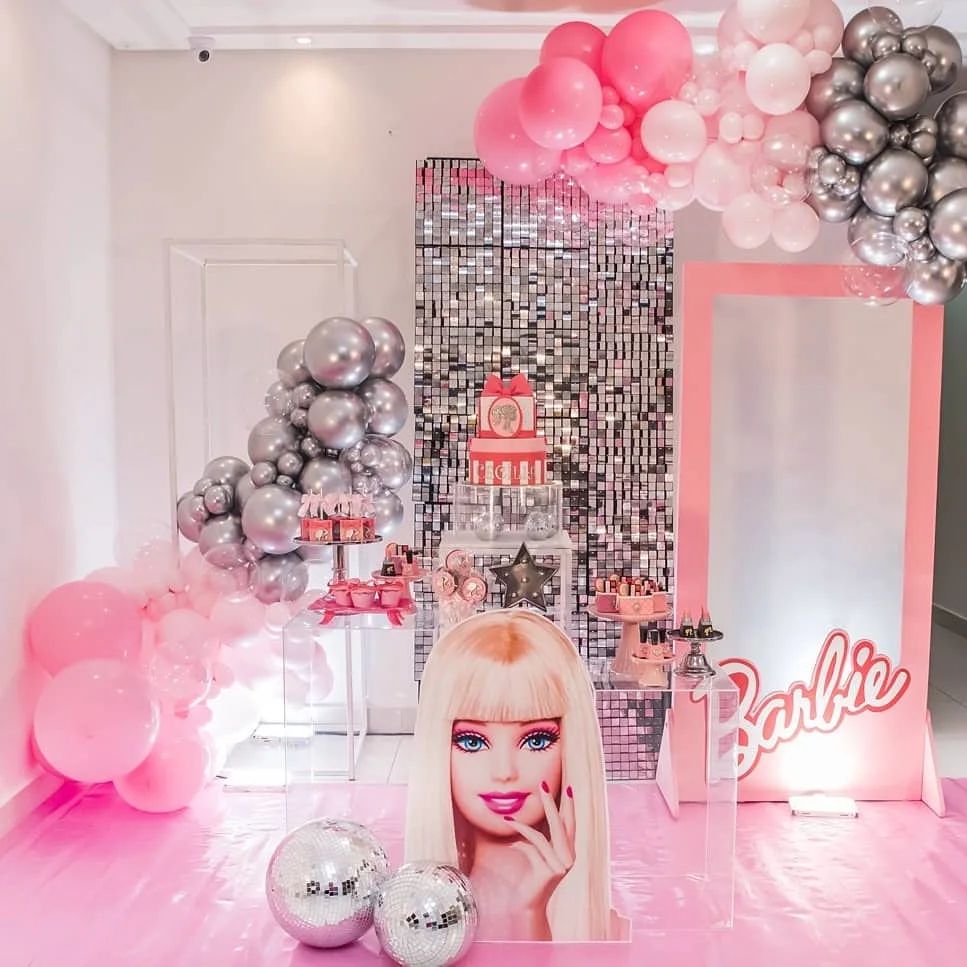 Festa da Barbie: 33 ideias para a sua decoração - Bolo Guaraná em 2023