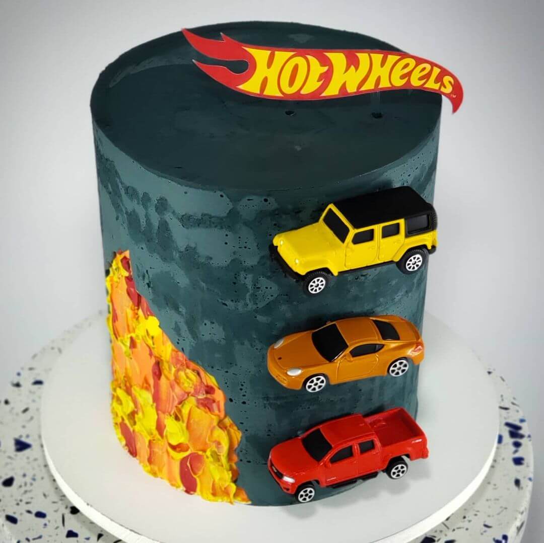 Bolo Hot Wheels, 2 andares, bolo de andar