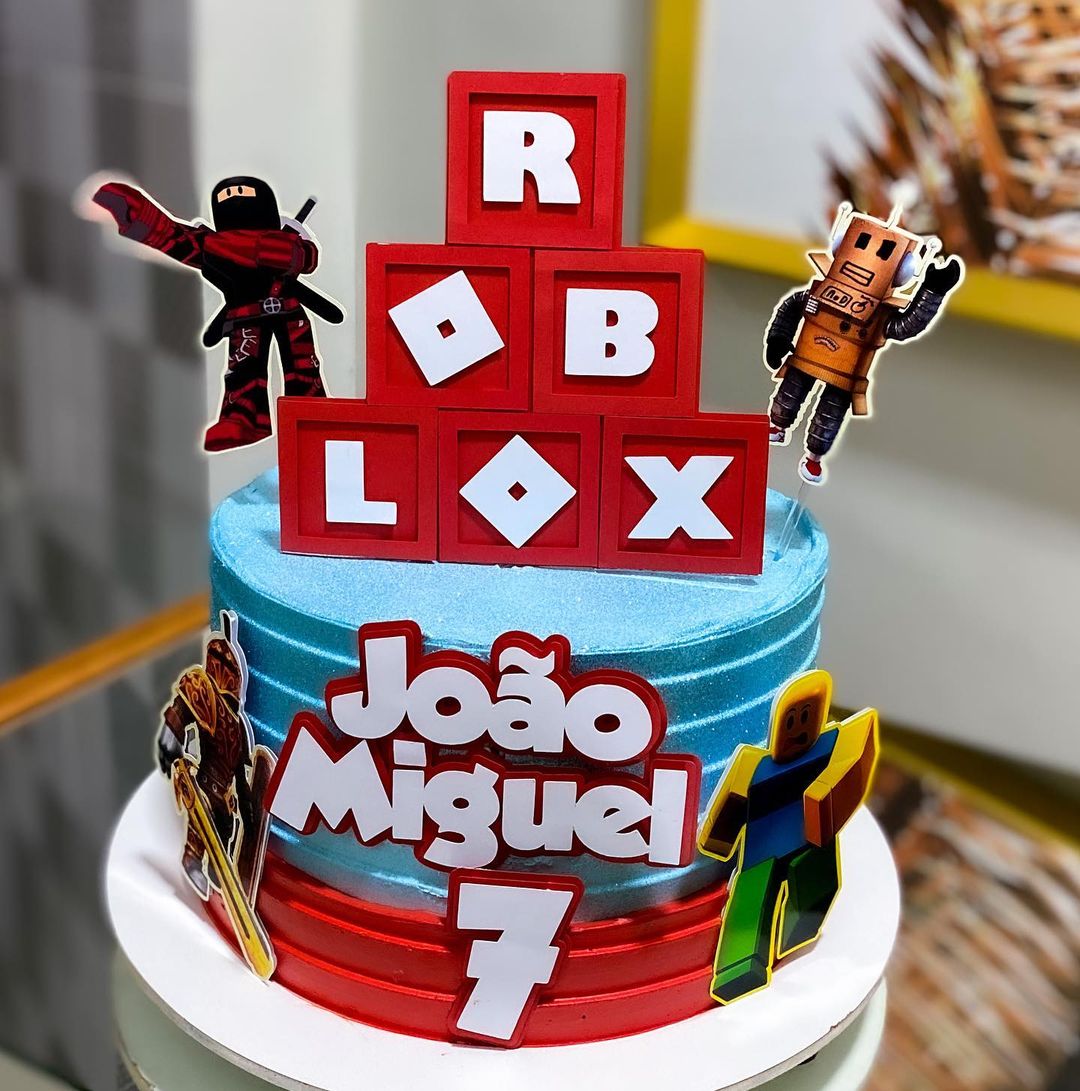 Bolo Roblox Masculino: Promoções