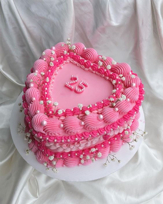 Bolo de coração rosa da Barbie! 💖