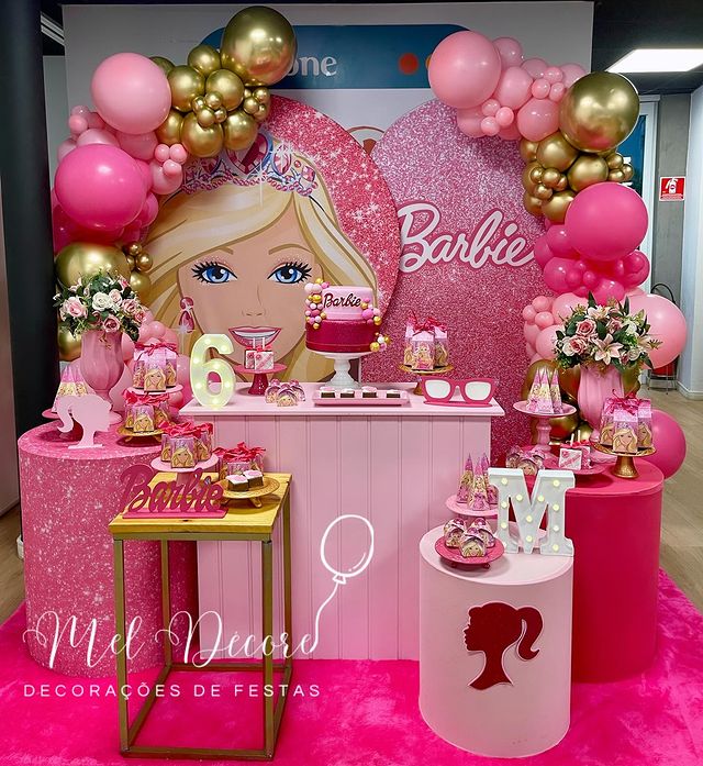 Festa da Barbie: 50 ideias para a sua decoração - Bolo Guaraná