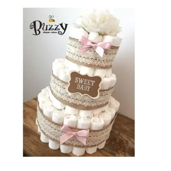 bolo de fraldas feminino