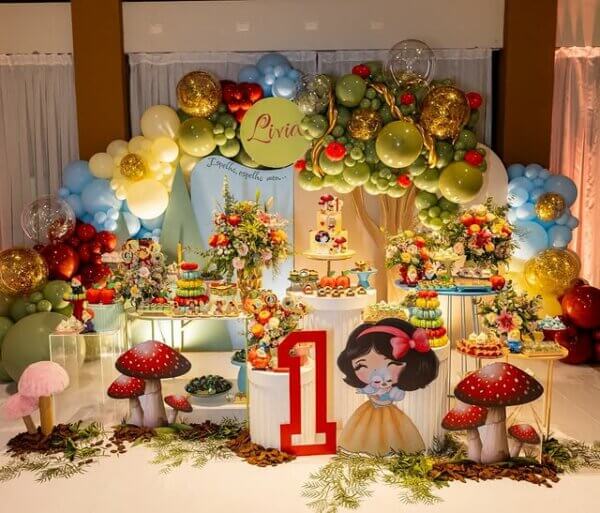 ideia festa infantil branca de neve luxo