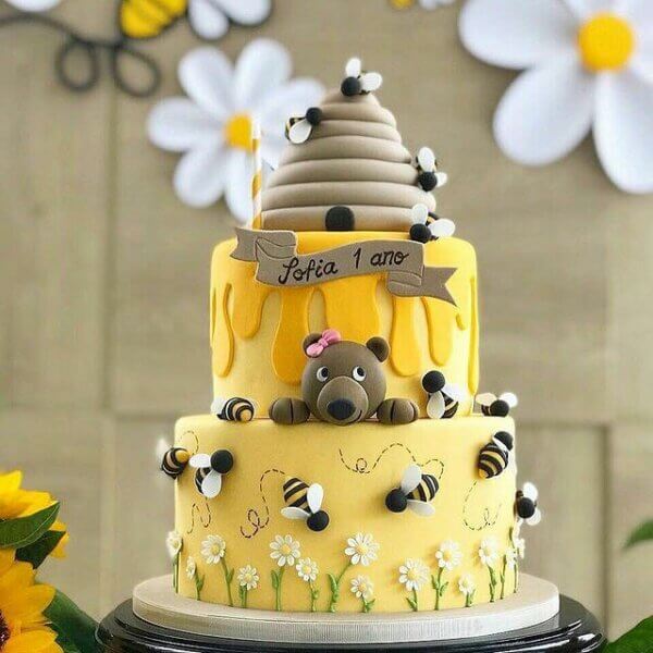 bolo festa abelhinha