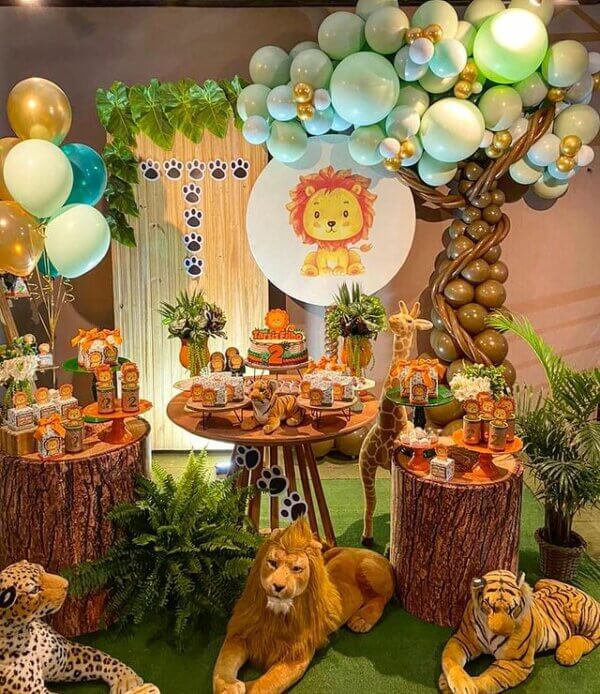 festa leãozinho selva