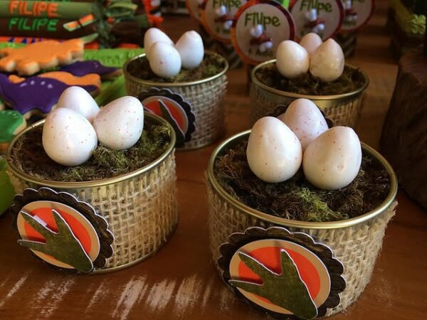 ideia de lembrancinha festa dinossauro