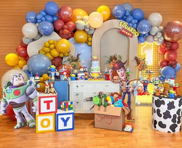 ideia festa infantil toy story