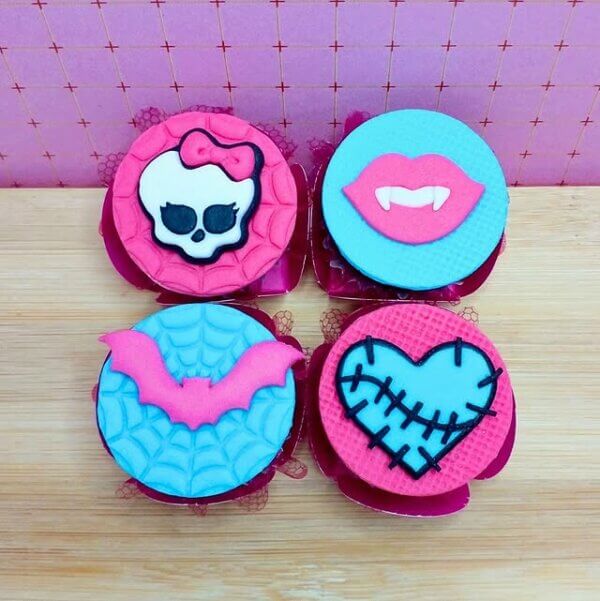 cupcake monster high