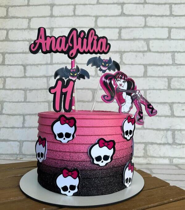 ideia de bolo monster high