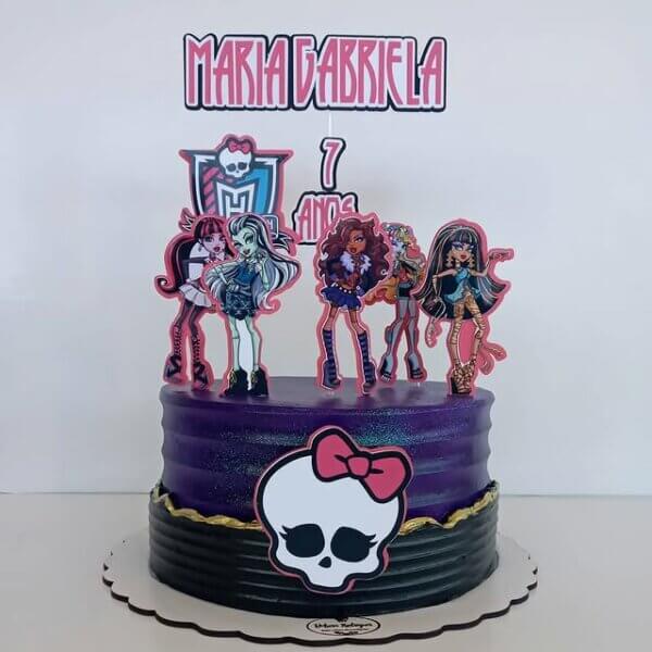 ideia de bolo monster high