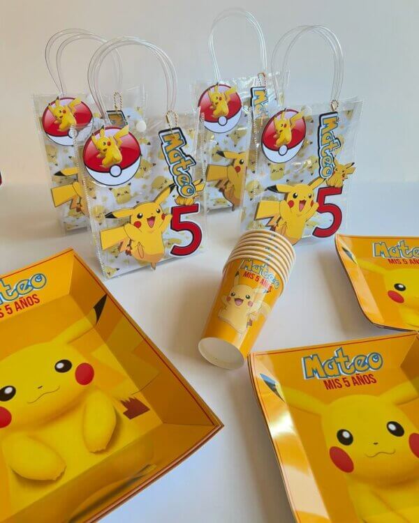 lembrancinha pokemon kit