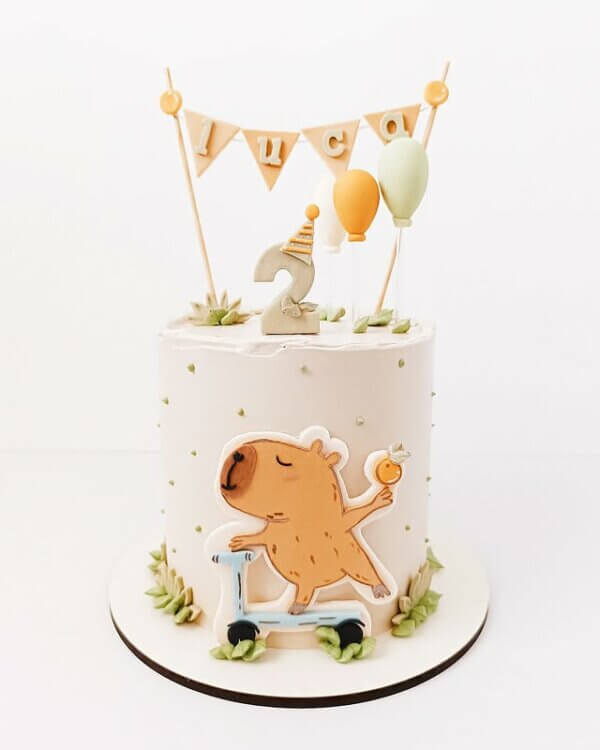 bolo para festa capivara