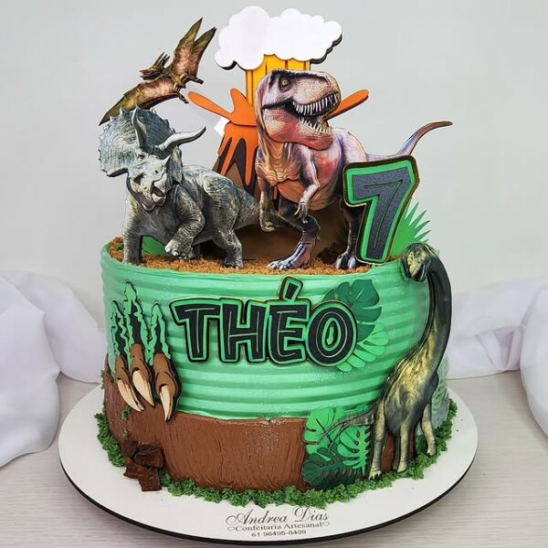 bolo dinossauro festa infantil