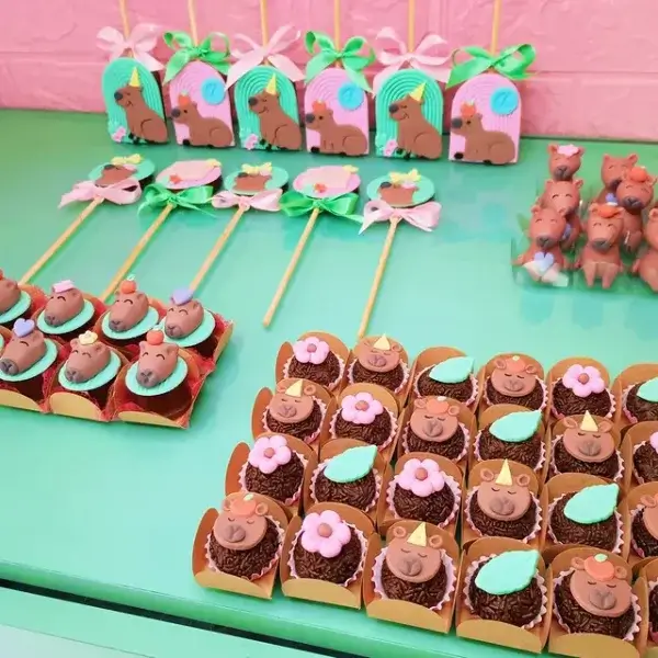 docinhos para festa capivara