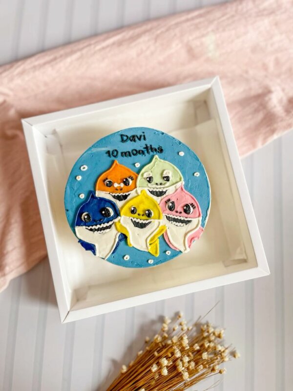 bolo para mesversário baby shark