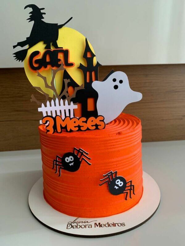 ideia de bolo para mesversário halloween