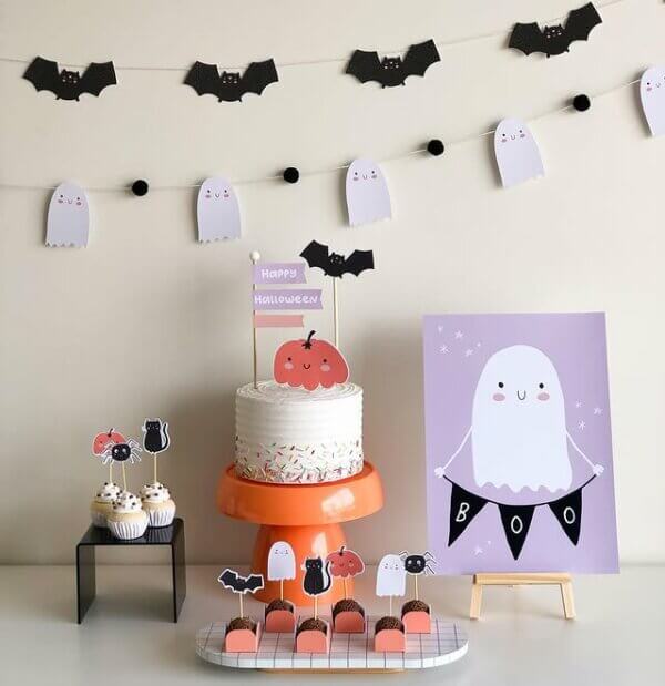 decoração mesversário halloween