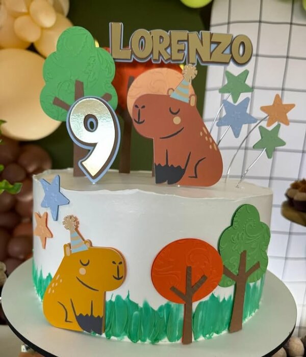 topo de bolo capivara verde